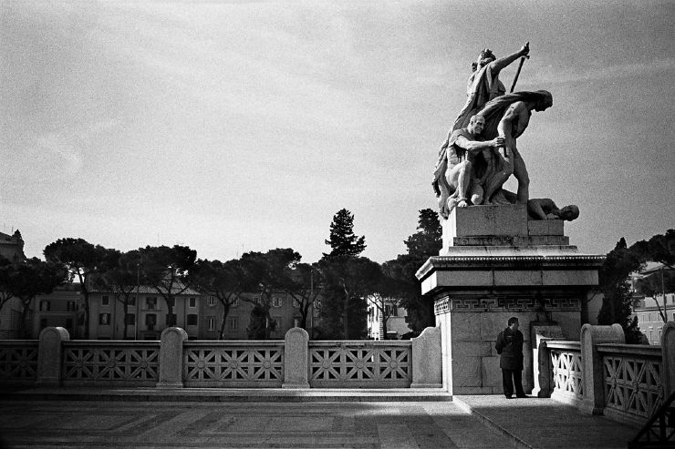 Roma, Italy, black and white film photography, Grégoire Saunier