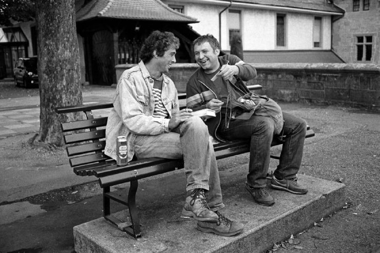 Candid photography by Grégoire Saunier