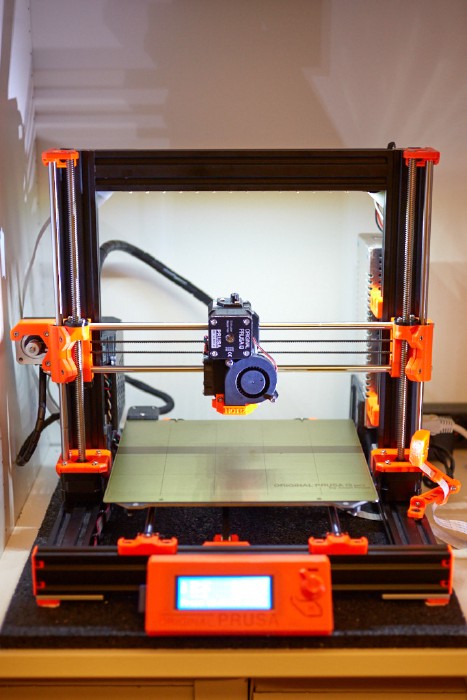 Bear Frame Full Upgrade 2.0 MK2.5S with extrusions in black and printed part in orange